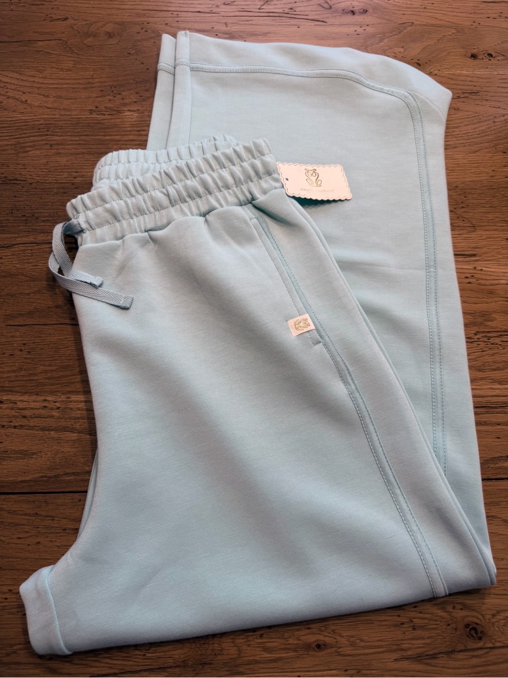 NWT Women’s Simply Southern Sloan Light Blue Drawstring pants Medium